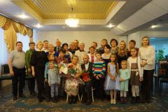 В Новочебоксарске чествовали чету Федоровых - золотых юбиляров семейной жизни
