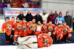 ПобедителиШкольная команда "Тигры" стала победительницей хоккейного турнира памяти Олега Кортунова детский хоккей 