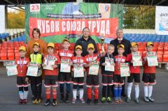 Юные футболисты новочебоксарской «Бокс» завоевали серебряные медали первого межрегионального турнира по мини-футболу