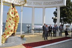 Фото сар.ruВ Марпосаде открыли памятник императрице Марии Александровне