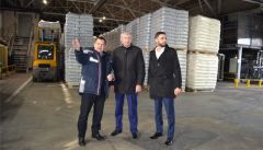 На заводеРуководитель Минпрома Чувашии обсудил перспективы продвижения товаров местных производителей