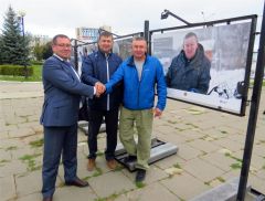 К 75-летию отечественного хоккея в Новочебоксарске открыли фотовыставку