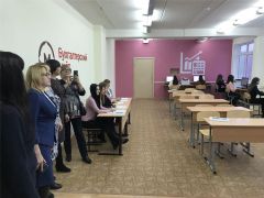 В Чебоксарском экономико-технологическом колледже открыли 5 современных мастерских