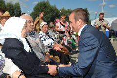 Михаил Игнатьев поздравил жителей Ядрина с 425-летним юбилеем города