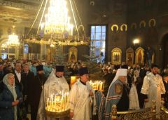 Глава Чувашии Михаил Игнатьев в Рождественское утро посетил храм