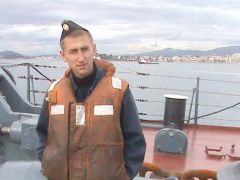 Догнали пиратов  на крейсере Служат земляки День ВМФ 