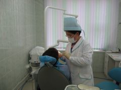 Уважение к возрасту подтверждаем делом МУЗ “Ново­чебоксарская стоматоло­гическая поликлиника” 