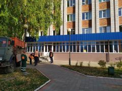 В Новочебоксарске началось благоустройство территории детской поликлиники
