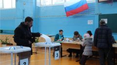 Голосование в Новочебоксарске  Явка избирателей в Новочебоксарске на 15:00 составила 51,85% Выборы-2018 