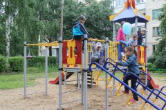 Фото пресс-службы горадминистрацииВ Новочебоксарске на бульваре Зеленом появилась новая детская игровая площадка детская игровая площадка 