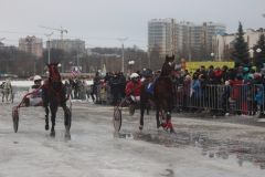 В Чебоксарах впервые разыграли Зимний кубок Чувашии по конным бегам Новый год-2018 