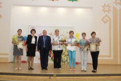 В Новочебоксарске чествовали лучших работников предприятий торговли День работников торговли 
