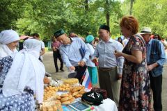 На Сабантуе в Новочебоксарске побывал председатель Госкомитета Татарстана по туризму Сергей Иванов Сабантуй 