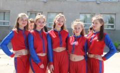 img_8334.jpgВ День России в Новочебоксарске состоялись соревнования среди школьников и легкоатлетический фестиваль