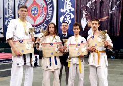 ПризерыСборная Чувашии по киокусинкай выиграла 4 медали Всероссийских соревнований киокусинкай 