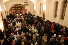 Торжественное богослужениеВ рождественских богослужениях Чувашии приняли участие 21 тысяча человек Рождество Христово 