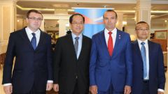 Михаил Игнатьев провел рабочую встречу с вице-губернатором провинции Сычуань Чжу Хэсинь