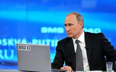 Фото с сайта kremlin.ruВладимир Путин: “Пик проблем пройден...” Президент России Владимир Путин 