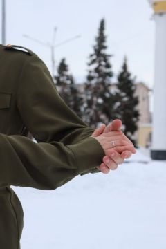 79-ю годовщину Победы под Сталинградом в Чебоксарах отметили флешмобом «Случайный вальс»  Сталинградская битва День Победы 