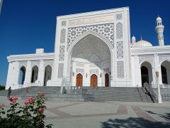Мечеть “Гордость мусульман” построена из белого мрамора.Возрожденные из пепла Путешествуем по России 