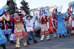 Митинг-концерт в честь Дня народного единства собрал в Чебоксарах около 11 тысяч человек