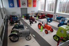 muziei_traktoraf-01.jpgПервый музей трактора  открылся в Чебоксарах музей истории трактора 