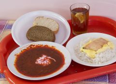 В Чебоксарах школьным обедом отравились 274 ребенка ЧП. отравление детей школьный обед Чебоксары 