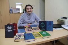 Владимир Александров"Грани" запустили акцию "Книги в дар" Акция 
