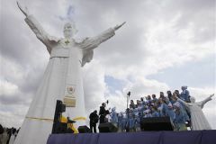 otkrytiie_statui_Ioanna_Pavla_II.JPGВ Польше открыли крупнейшую статую Иоанна Павла II религия польша памятник 