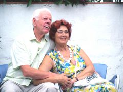 Счастливая бабушка.Сбор улыбок в Испании Колесо путешествий Испания 