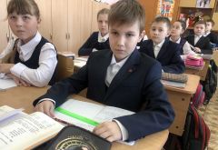 В школеШколы и садики Чувашии принимают детей из ДНР и ЛНР беженцы 