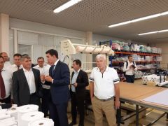 На швейной фабрике «Элита»Олег Николаев посетил Новочебоксарск в День города День города Новочебоксарск-2022 