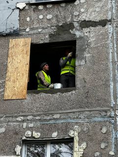Строители Чувашии восстановят еще шесть жилых домов Мариуполя #ЧувашияДонбассу 