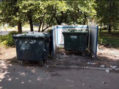 Мусор вывезлиПосле публикации в соцсетях газеты "Грани" мусор оперативно вывезли из новочебоксарского двора Грани помогают 