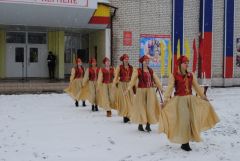 Концерт для участников митинга в ШемуршеЧувашия отметила День народного единства (фоторепортаж)