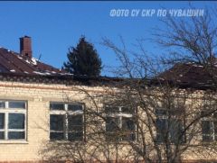 Частично обрушилась крыша здания интерната в Моргаушском районе 