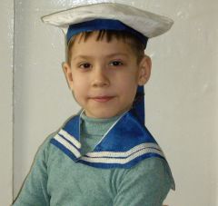 Илья ТрофимовХочется мальчишкам  в армии служить  Устами младенца 23 февраля - День защитника Отечества 