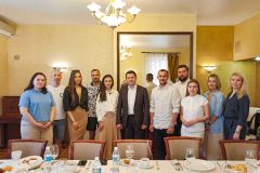 Бизнес-завтракВице-премьер Дмитрий Краснов провел бизнес-завтрак с предпринимателями Дмитрий Краснов 
