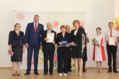 Министр здравоохранения Владимир Викторов в Новочебоксарске принял участие в чествовании супружеских пар