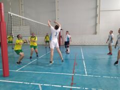  Команда «Химпрома» выиграла «серебро» в турнире по волейболу Химпром 