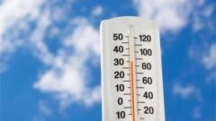 В Чувашии пока жаркоВ Минздраве России рассказали, как пережить жару жара 