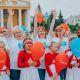 Песенный флэш-моб объединил взрослых и детей на Красной площади День защиты детей 1 июня — Международный день защиты детей 