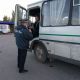 Сотрудники ГИБДД Новочебоксарска проверяют автобусы после резонансного ДТП в Чебоксарском районе