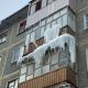 Новочебоксарские дома проверили на качество уборки крыш от льда и снега