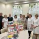Депутаты передали "коробки храбрости" пациентам детских больниц