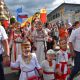 Шествие коллективов-участников фестиваля «Родники России» порадовало горожан и гостей столицы