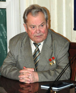 Павел Попович