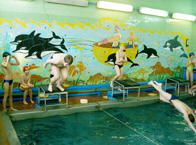 Физкультура “по интересам” ученикам 3 “б” очень нравится. Фото Валерия Бакланова.