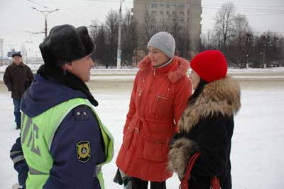 “С ночной смены идем”. Фото Валерия БАКЛАНОВА.