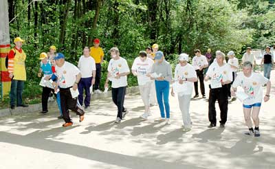 На дистанции те, кому за шестьдесят.